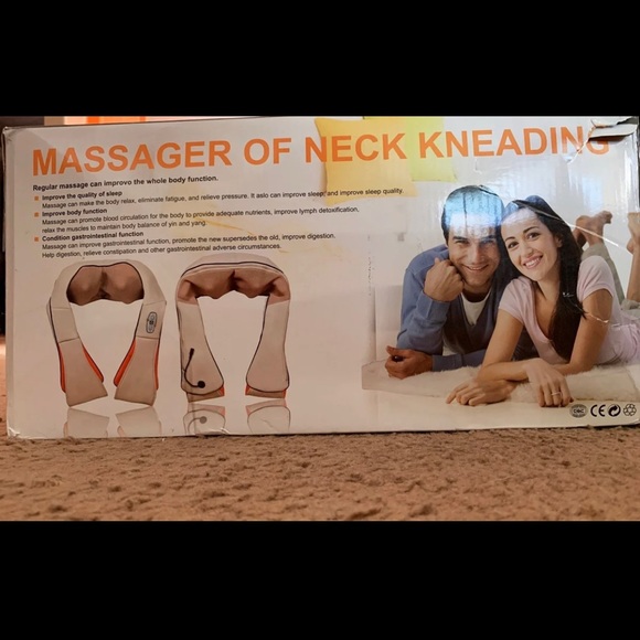 Massage of Neck Kneading including Travel Bag - Picture 2 of 6